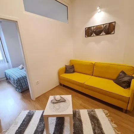 Caligula City Center Apartment Pula Exterior photo