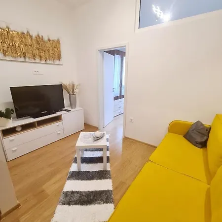 Caligula City Center Apartment Pula Exterior photo
